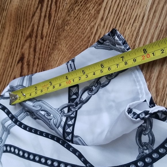 (M) MICHAEL Michael Kors Slightly Sheer Chain Print Top Flowy Lightweight - Picture 6 of 9